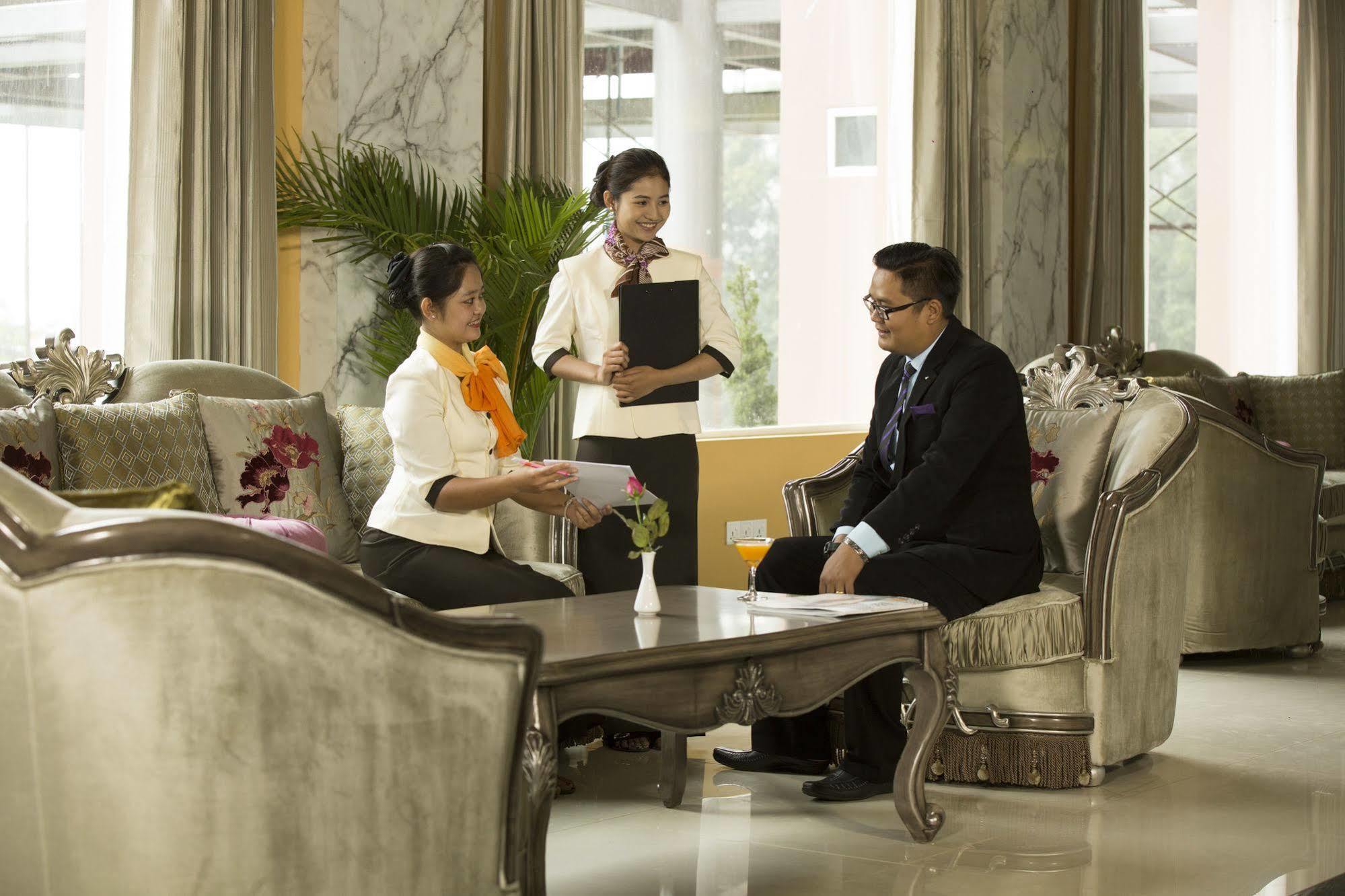 Royal Taunggyi Hotel Dış mekan fotoğraf