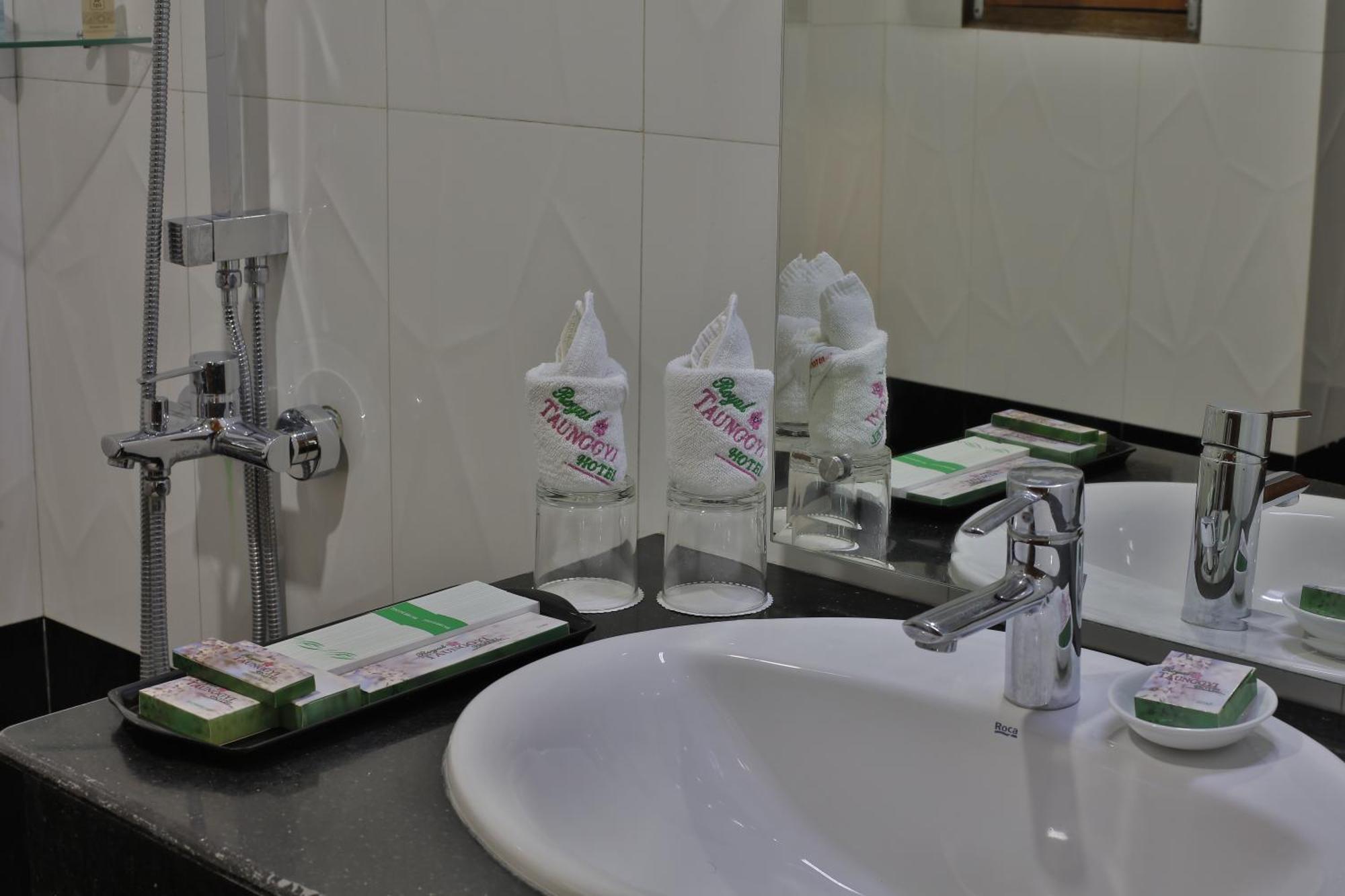 Royal Taunggyi Hotel Dış mekan fotoğraf